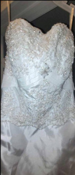 NEW BEAUTIFUL WEDDING DRESS