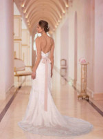 Stunning Stella York Lace Wedding Gown