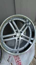 New never mounted 2 piece 20s staggered