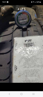 Brand New 255/40/19 Tire