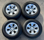 6 lug 17 inch Chevy wheels and tires