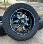 New 5 lugs 20” Rebel wheels and tires for jeep