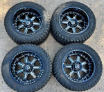 New 5 lugs 20” Rebel wheels and tires for jeep