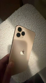 GOLD iPhone 11 Pro Max Unlocked