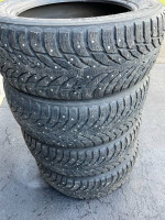4 Excellent 235X55X18 104T Nokian Tyres Hakkapelitta 9 SUV Studded Snow Winter T