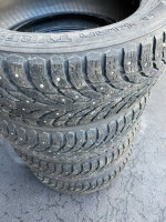 4 Excellent 235X55X18 104T Nokian Tyres Hakkapelitta 9 SUV Studded Snow Winter T
