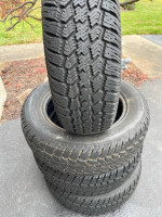 4 Like New 195X65X15 91T Mastercraft Glacier-Grip II Snow Winter Tires