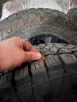 Toyo 35x11.5R20 with wheels