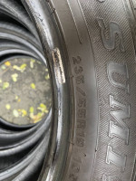 Sumitomo Ice Edge Snow Four Tires