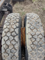 9R22.5 Truck Tires - Six