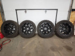 Jeep wrangler rims and tires 33x12.50x20