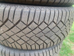 Set of 4 Continental Snow Tires 235/60R18