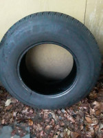Tire 215 x 65 x 15, 90% tread