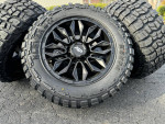 20” Ford F-250 Wheels Black 8x170 Rims 35” tires F-350 F250 F350