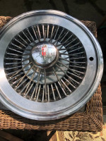 14” Oldsmobile Wire Wheel Hub Cap