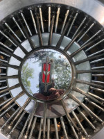 14” Oldsmobile Wire Wheel Hub Cap