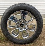 Chevrolet Silverado 20 inch almost brand new chrome rims with tires