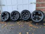 like new Dodge 1500 wheels Tires 20”
