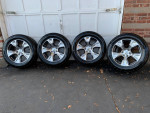20” like new Dodge Ram 1500 Rims and tires