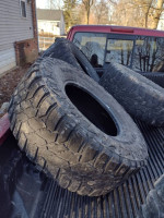 LT315/70/R17