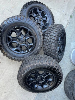 2023 Jeep Gladiator Factory Wheels Brand New Bfg 17”
