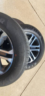 Set of 4 Ford F150 20 inch OEM wheels and tires