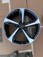 Audi 21” wheel E9Jx21 42 ET35