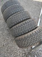 5 Brand new Jeep Wrangler 17 inch wheels with BF Goodrich All Terrain