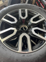 Yukon factory take offs 20” w/tires