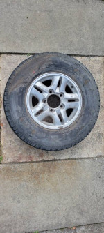 Michelin Tire Rim Lexus LX470 Landcruiser