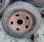 2005-2010 Ford F250 spare wheels and tires 265/70/17
