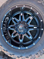20x10 Fuel Lethal wheels 305/55/20 tires 6x5.5 GMC Chevy Ram 6x135 Ford F150 Exp
