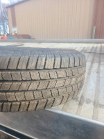 235 75 15 Michelin Defender LTX