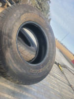 235 75 15 Michelin Defender LTX