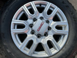 oem 20 Chevy Silverado GMC Sierra SLT wheels 275/65/20 Goodyear tires 8x180