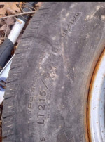 One 16" dually rim 8 lug