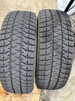 Set of (4) Blizzak 225/65/17 like new