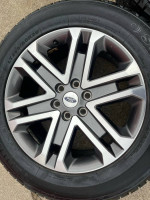 oem 20” Ford F150 Expedition wheels LT265/60/20 Tires 6x135