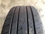 1 Tire: 215/55R18 Yokohama Avid Ascend