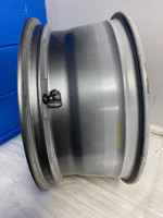 1 OEM 2023-2024 Chevy Blazer 18x8 Dark Grey Machined 6 Spoke Rim ALY 1