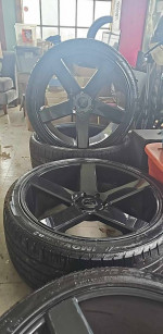 24 inch DUB Baller wheels and tires