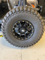 STI HD9 wheels and tires