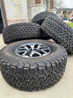 2023 Ford Raptor 17” Wheels And Tires Like New