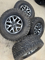 2023 Ford Raptor 17” Wheels And Tires Like New