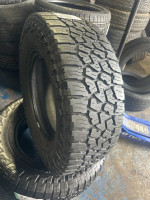 P265/70R17 pair of two Falken #31115