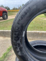 3 tires p215-60R17