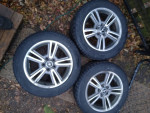 Ford Mustang 17 inch wheels only 3 rims