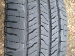 255/70/18 10/32 tread only 1 tire