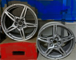 GM Fatory Corvette wheels