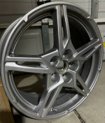 GM Fatory Corvette wheels